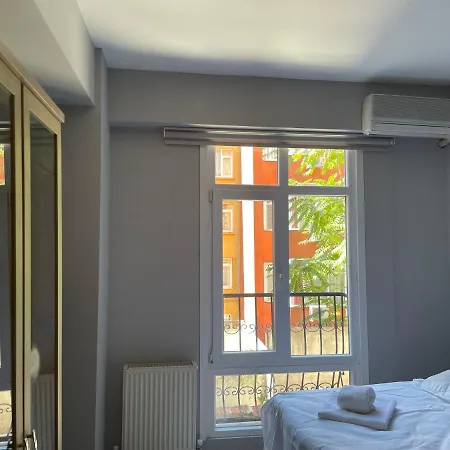 Apartment Icon House